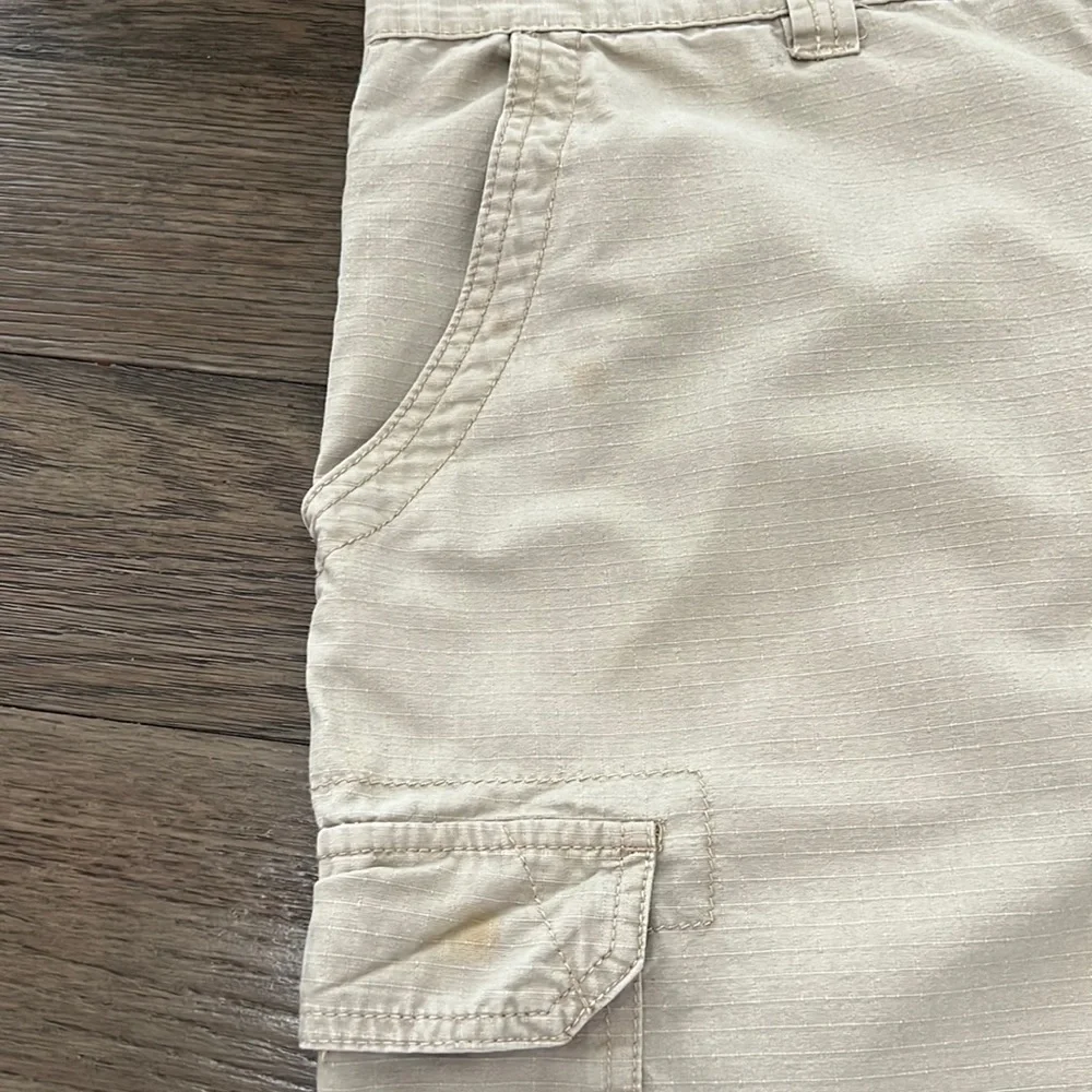 Beverly Hill Polo Club men’s khaki cargo shorts - Picture 11 of 14